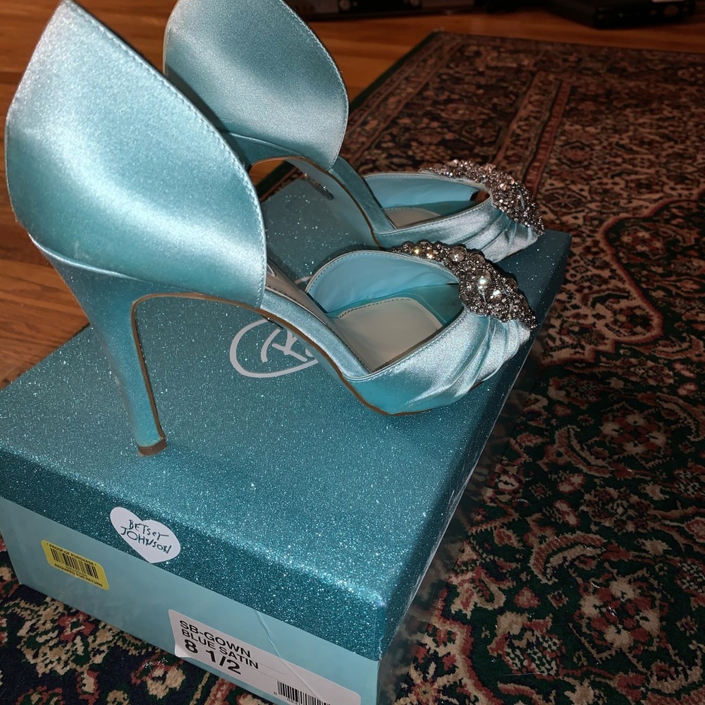 Betsy Johnson Shoes